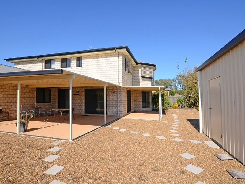 8 Seaside Circuit, Toogoom QLD 4655