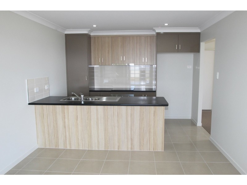 70 Bay Park Road, Wondunna QLD 4655
