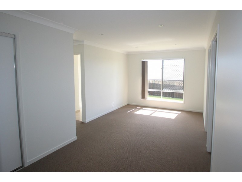 70 Bay Park Road, Wondunna QLD 4655