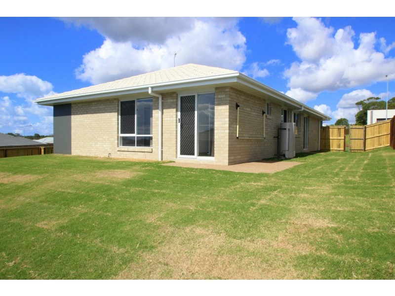 70 Bay Park Road, Wondunna QLD 4655