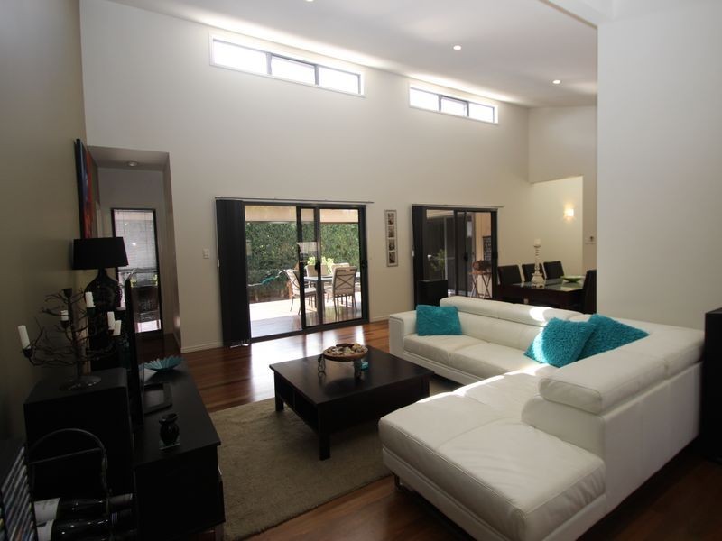 31 Long Street, Point Vernon QLD 4655