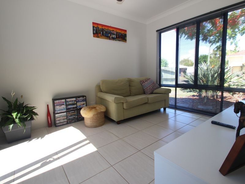 31 Long Street, Point Vernon QLD 4655