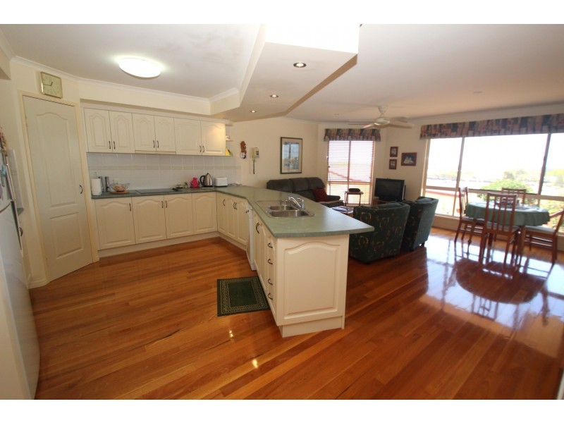 59 Gundesen Drive, Urraween QLD 4655