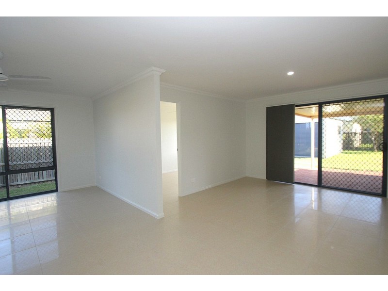 8 Gallery Court, Kawungan QLD 4655