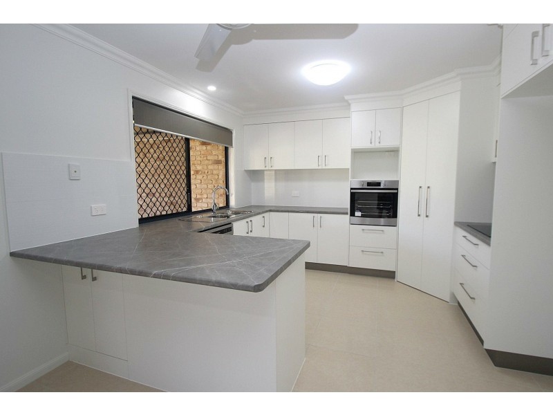 8 Gallery Court, Kawungan QLD 4655