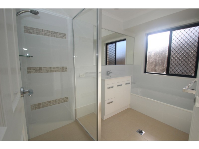 8 Gallery Court, Kawungan QLD 4655