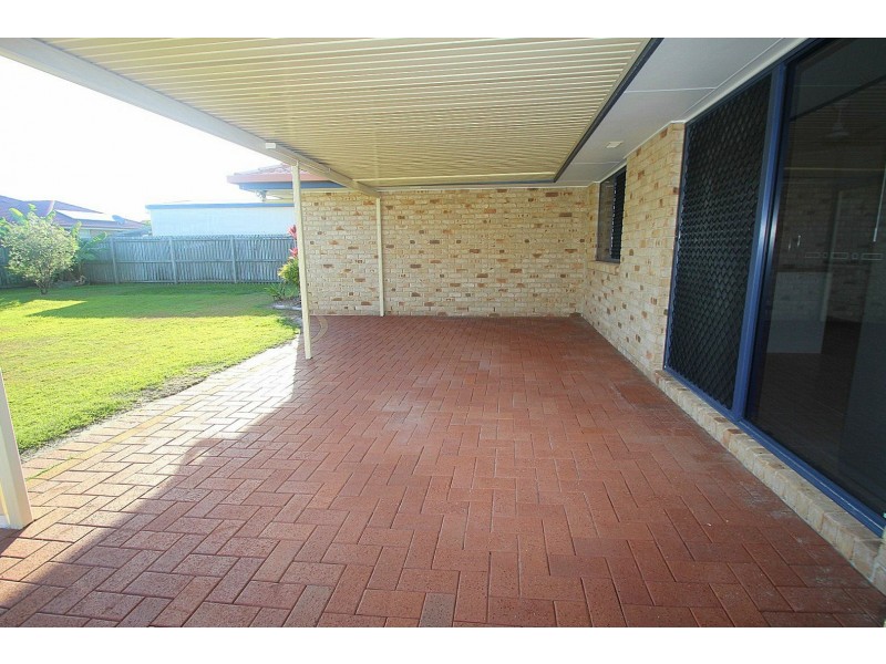 8 Gallery Court, Kawungan QLD 4655