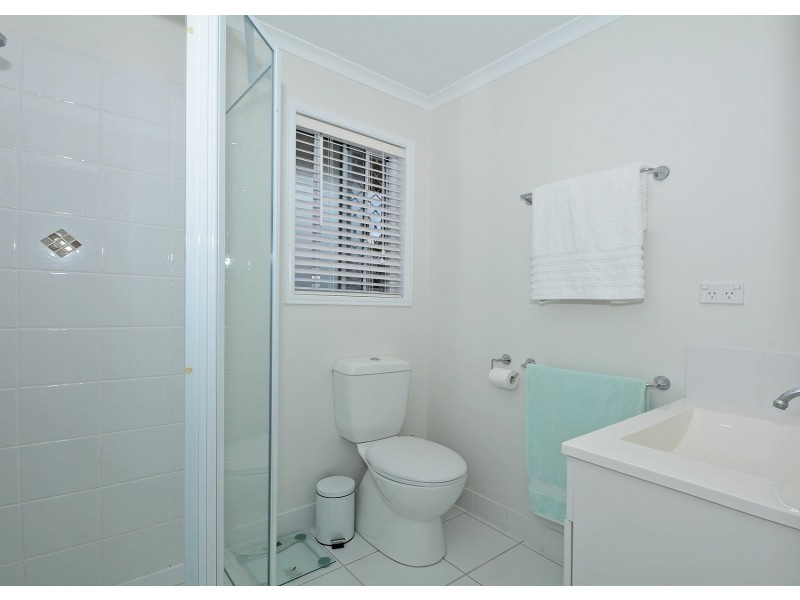 19 Moonstone Drive, Urangan QLD 4655