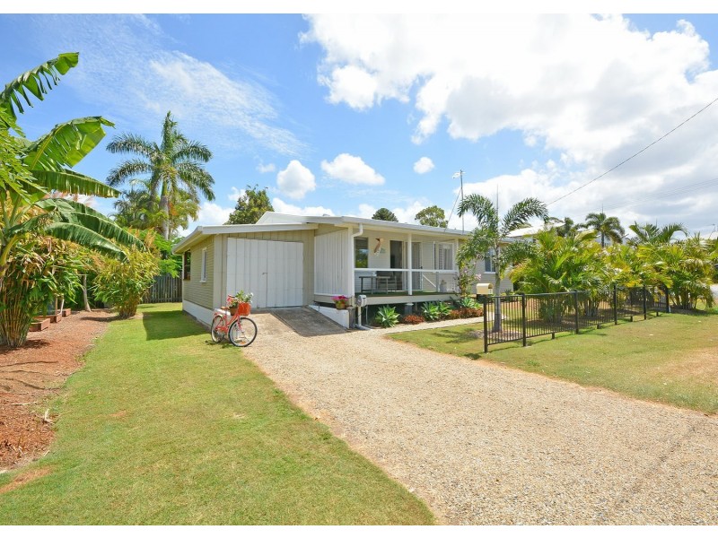 1 East Street, Scarness QLD 4655