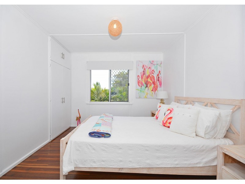 1 East Street, Scarness QLD 4655