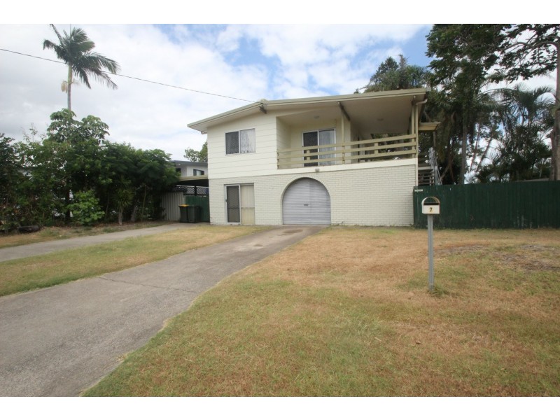 7 Gibbs Street, Urangan QLD 4655