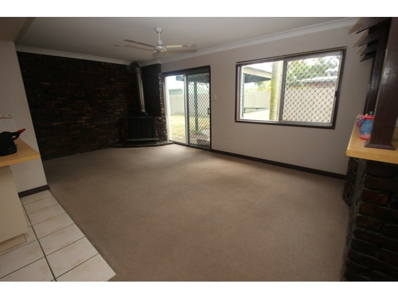 7 Gibbs Street, Urangan QLD 4655