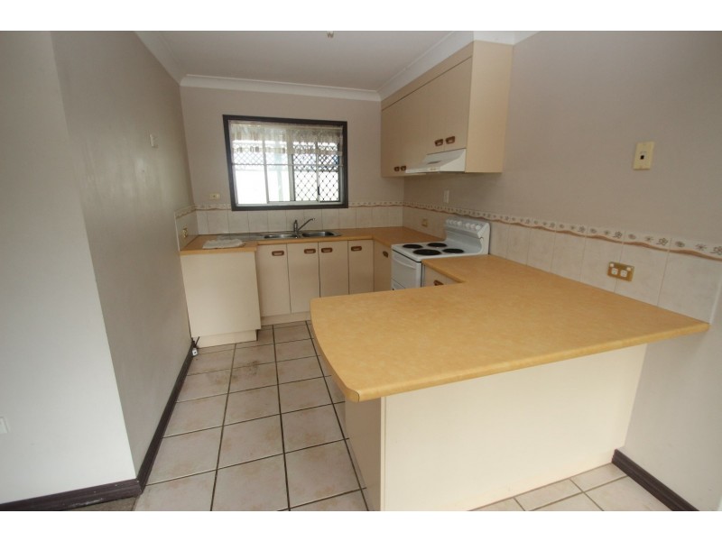 7 Gibbs Street, Urangan QLD 4655