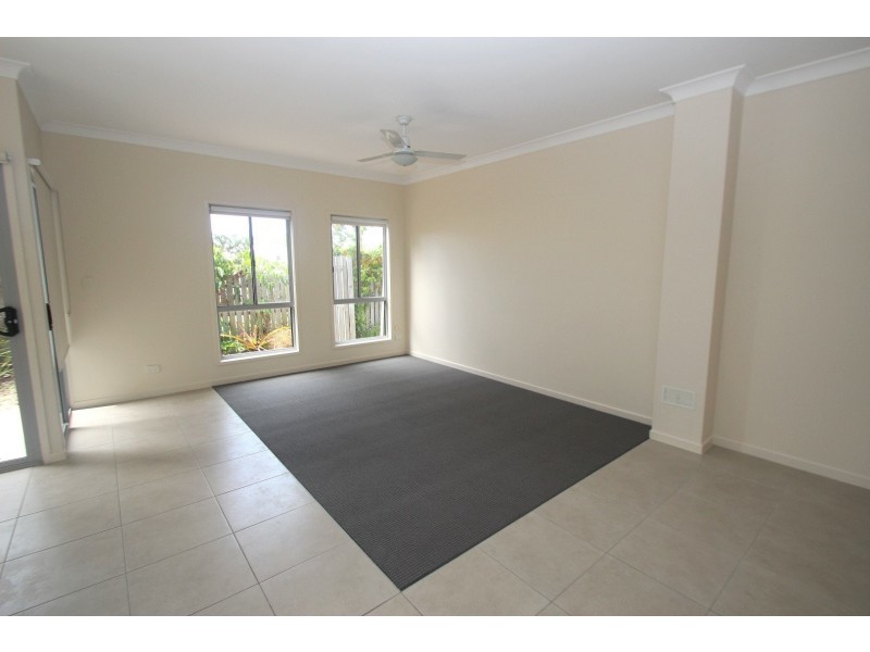 Unit 8/41 Stephenson Street, Scarness QLD 4655