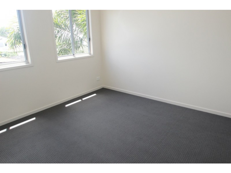 Unit 8/41 Stephenson Street, Scarness QLD 4655