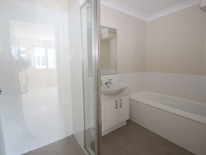 Unit 8/41 Stephenson Street, Scarness QLD 4655