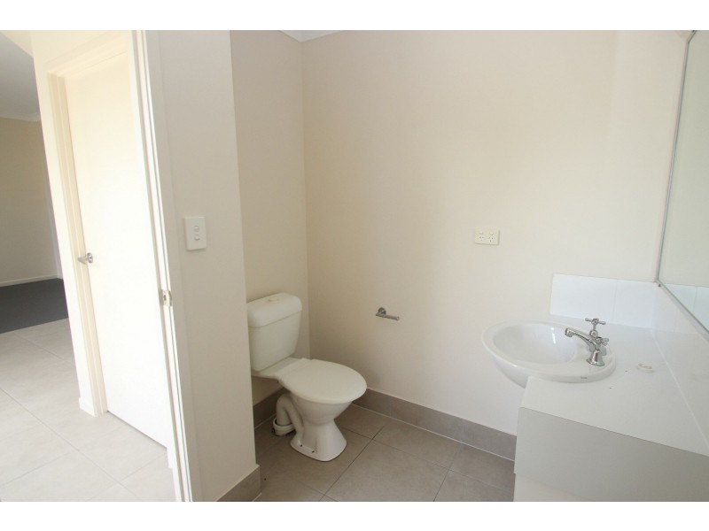 Unit 8/41 Stephenson Street, Scarness QLD 4655