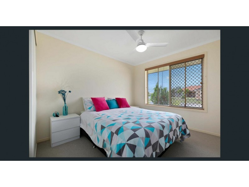 1 Kestrel Court, Eli Waters QLD 4655