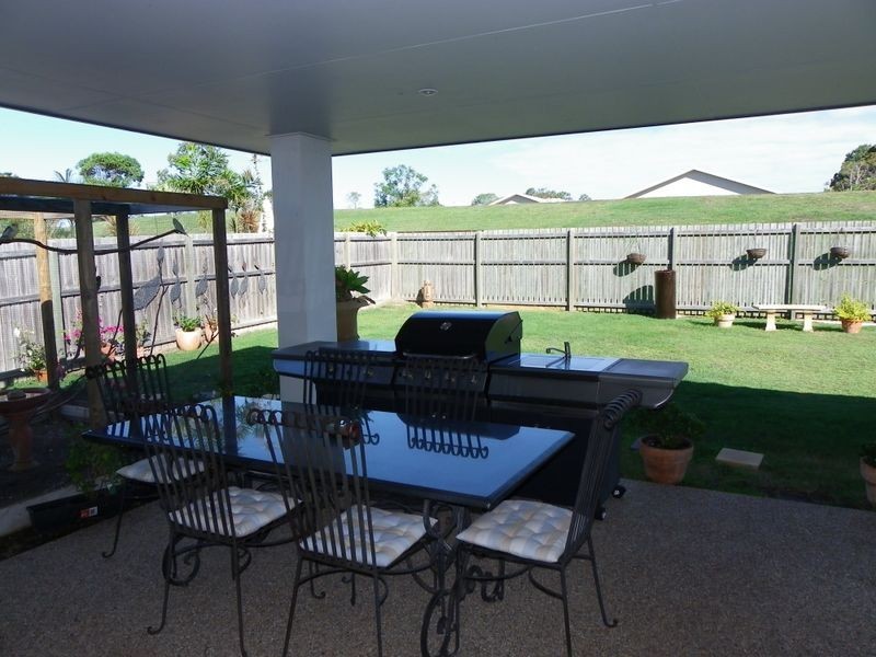 10 Bayswater Drive, Urraween QLD 4655