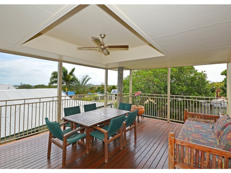 2-4 Baunfiend Court, Urraween QLD 4655