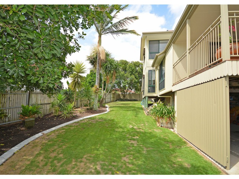 2-4 Baunfiend Court, Urraween QLD 4655