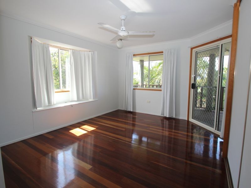 6 Flinders Street, Point Vernon QLD 4655