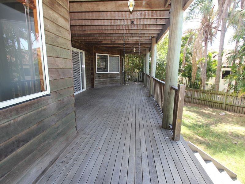 6 Flinders Street, Point Vernon QLD 4655