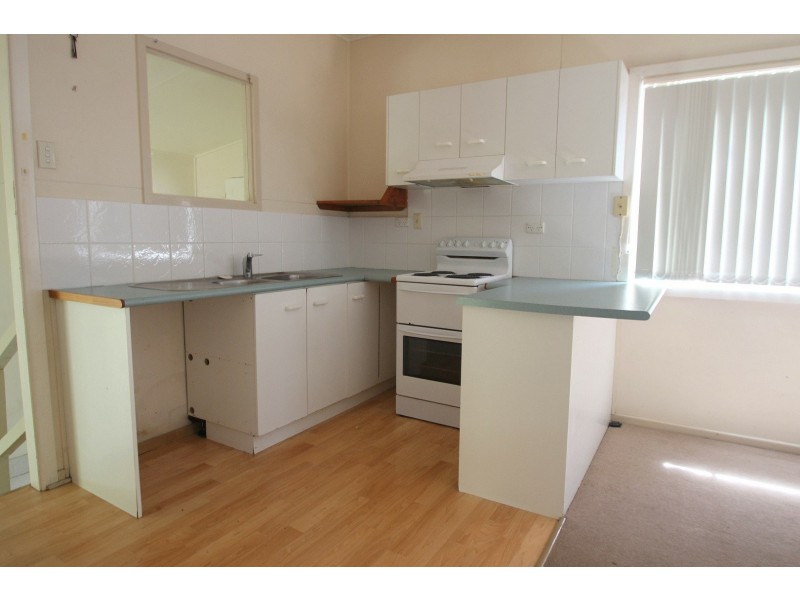 26 Spence Street, Point Vernon QLD 4655