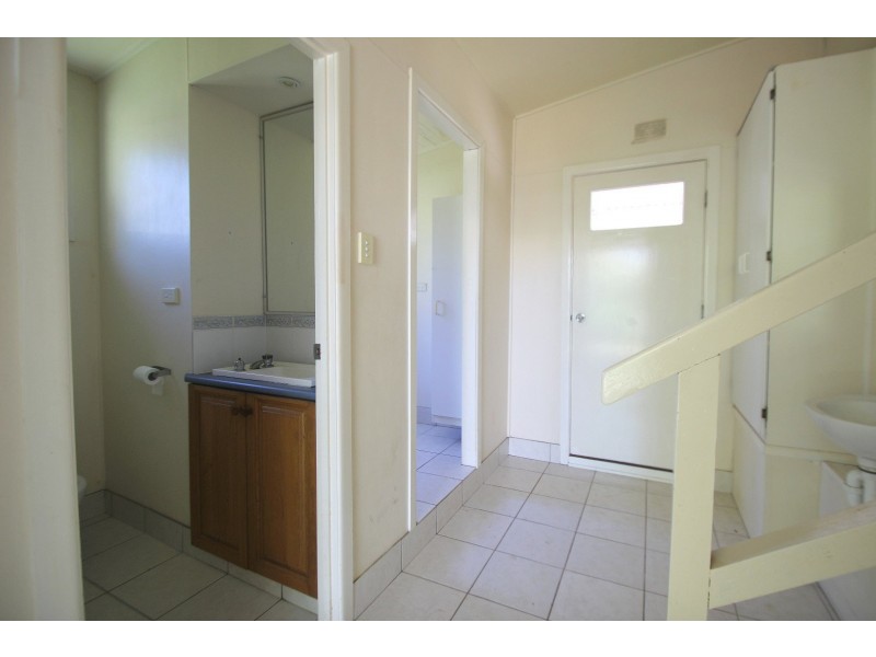 26 Spence Street, Point Vernon QLD 4655