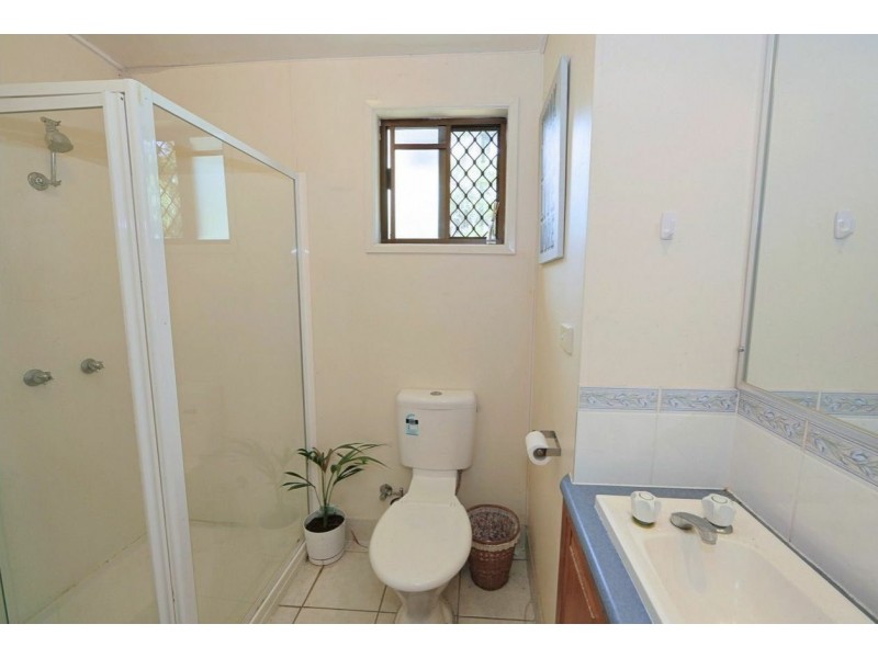 26 Spence Street, Point Vernon QLD 4655