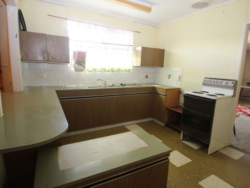 43 Beach Road, Pialba QLD 4655