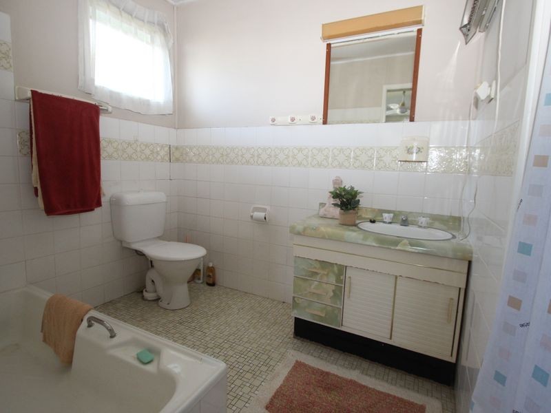 43 Beach Road, Pialba QLD 4655