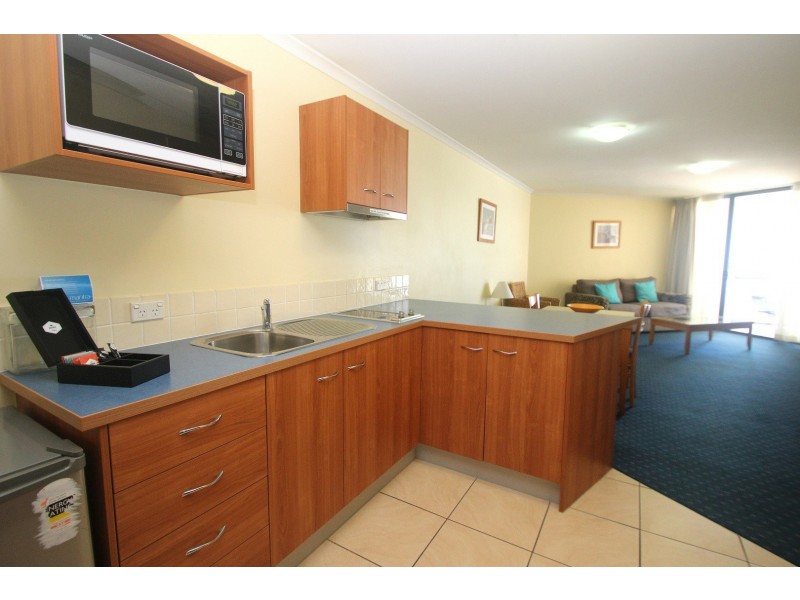 Unit 605/1 Buccaneer Drive, Urangan QLD 4655