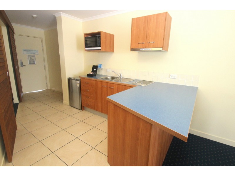Unit 605/1 Buccaneer Drive, Urangan QLD 4655