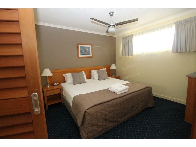 Unit 605/1 Buccaneer Drive, Urangan QLD 4655