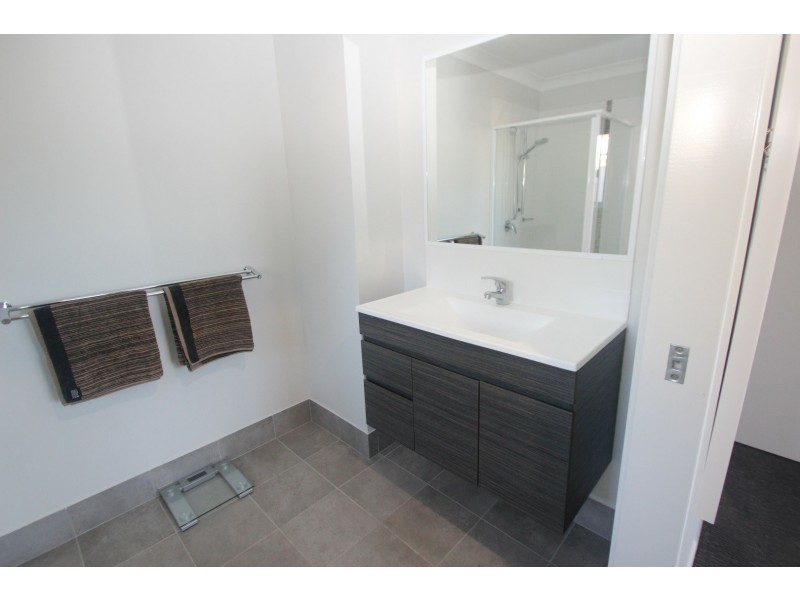 Unit 12/42 Totness, Torquay QLD 4655