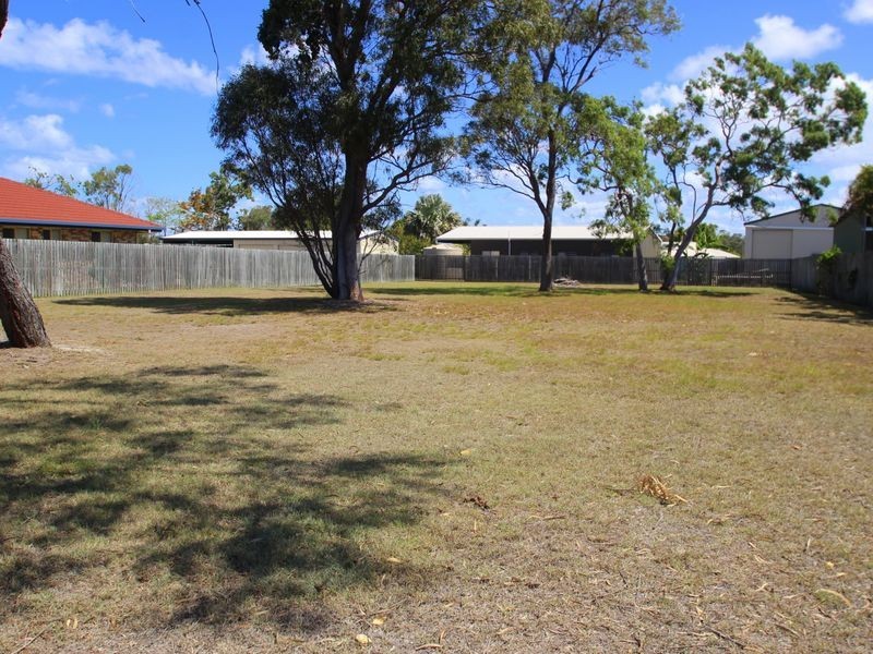 51 Bayrise Drive, Urangan QLD 4655