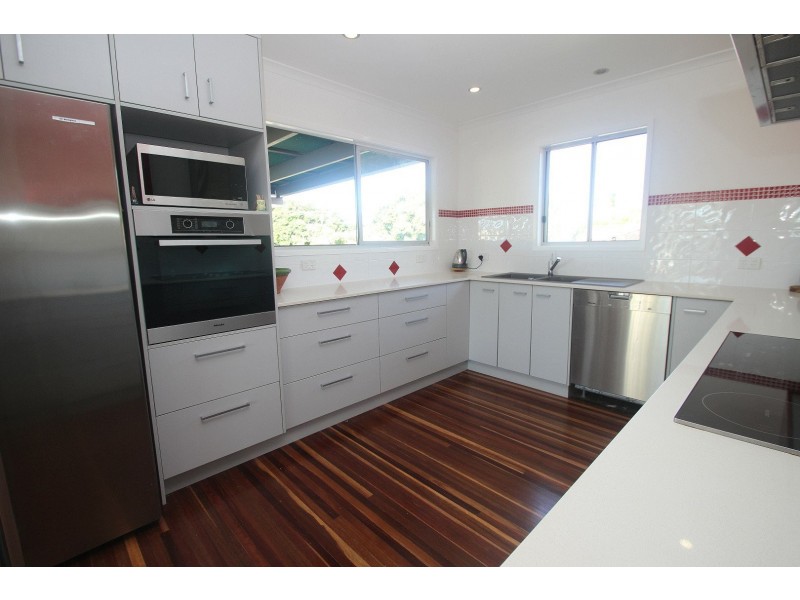 88 Long Street, Point Vernon QLD 4655