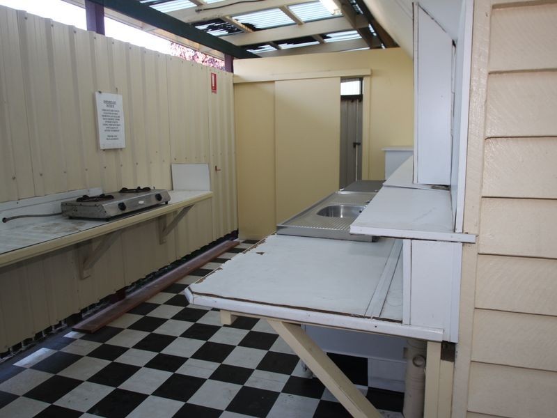 4-6 Charles Street, Pialba QLD 4655