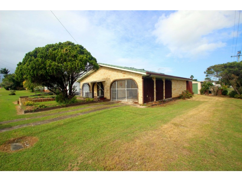 2 Mary Street, Scarness QLD 4655