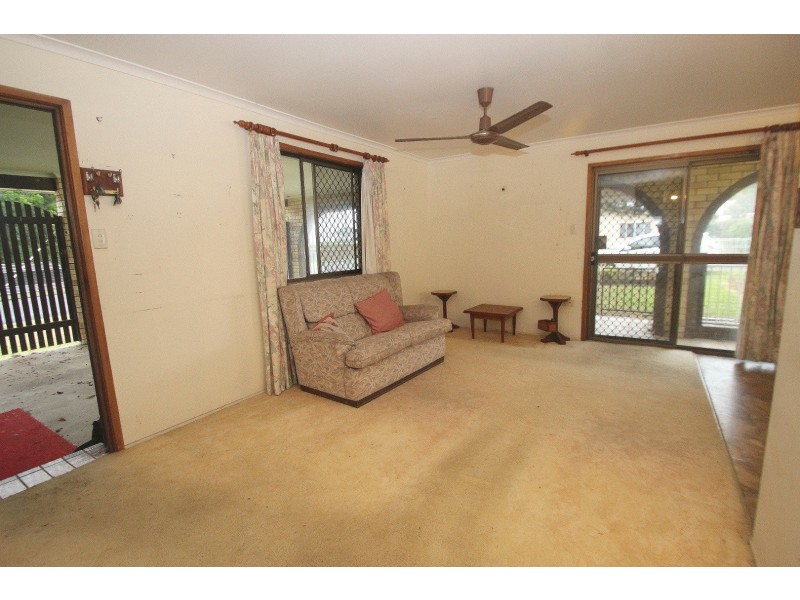 2 Mary Street, Scarness QLD 4655