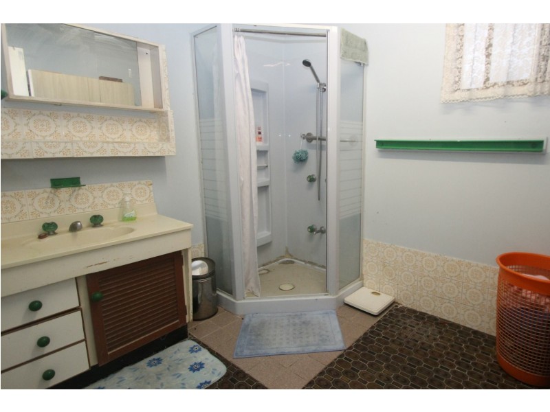 2 Mary Street, Scarness QLD 4655