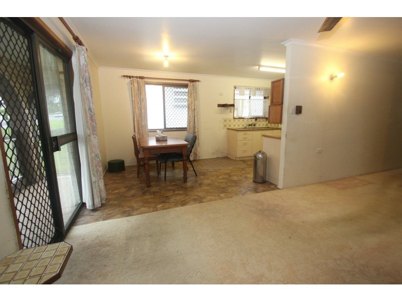 2 Mary Street, Scarness QLD 4655