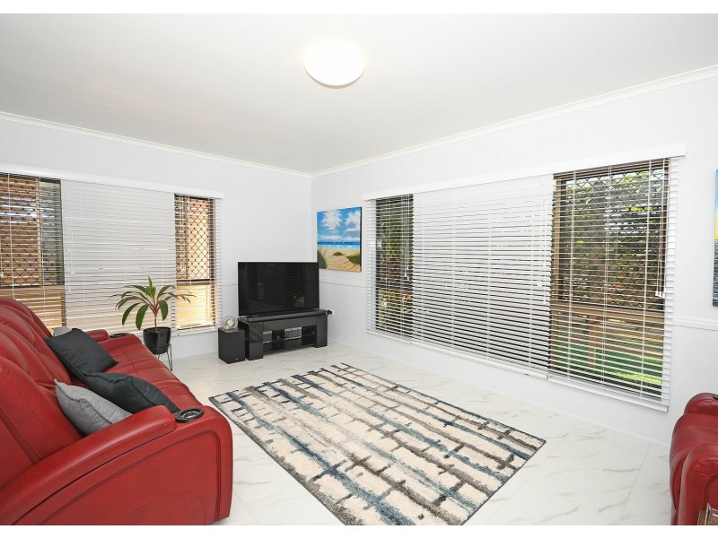 19 Bayview Terrace, Pialba QLD 4655