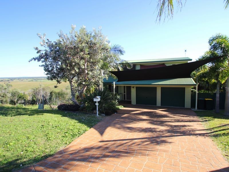 15 Awinya Ct, Urraween QLD 4655