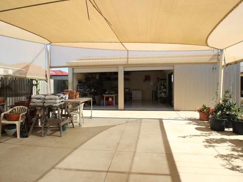 11 Harly Court, Urraween QLD 4655