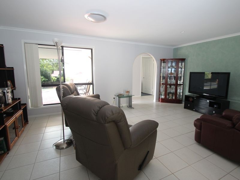 15 Barry Street, Torquay QLD 4655