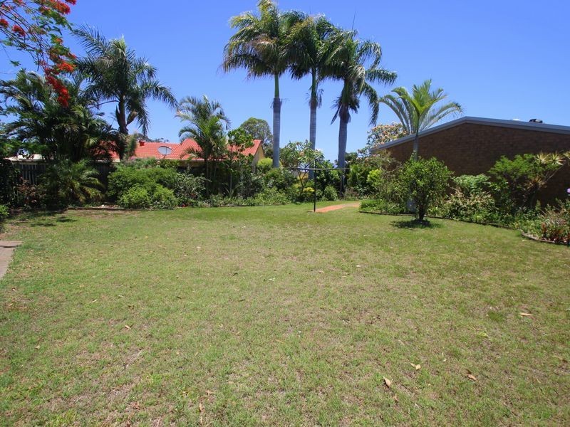 4 Venice Court, Point Vernon QLD 4655