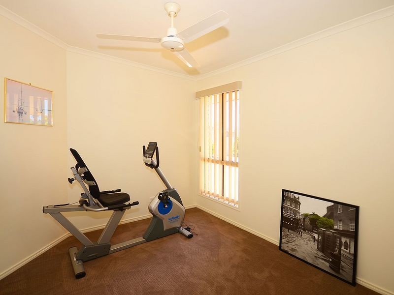 1 Pembridge Circuit, Urraween QLD 4655