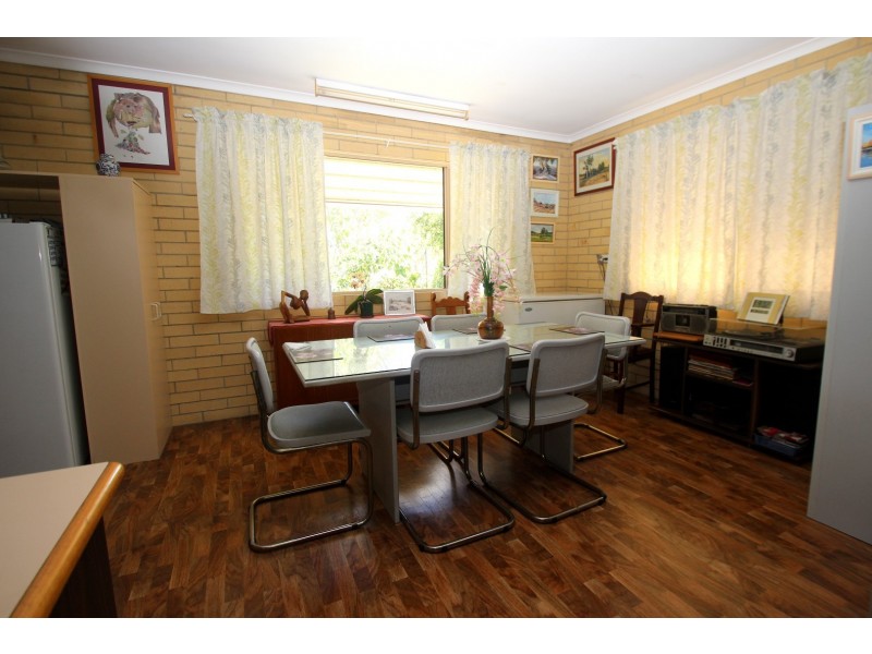 4 Lord Street, Booral QLD 4655